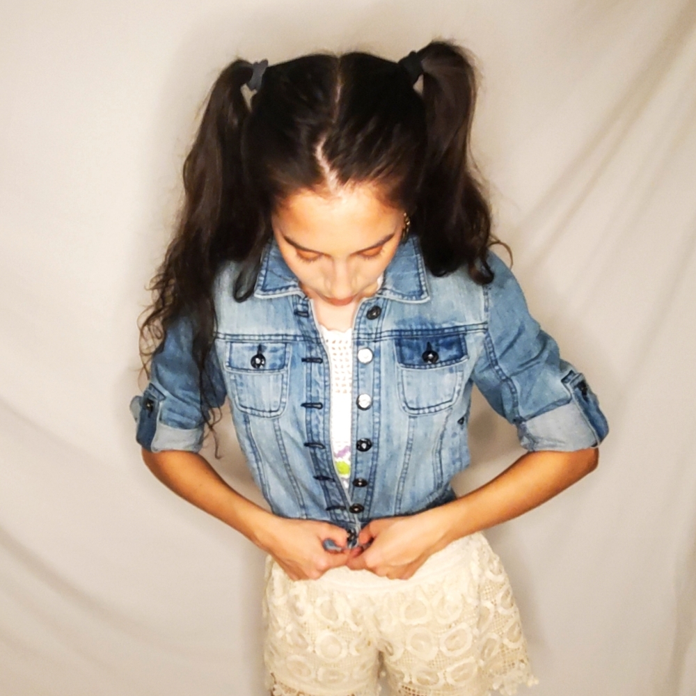 Cropped Jean Jacket - Picture 6 of 8